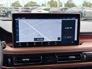 Lincoln Nautilus 2023 Reserve 4dr SUV