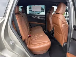 Lincoln Nautilus 2023 Reserve 4dr SUV