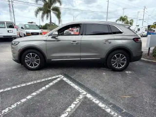 Lincoln Nautilus 2023 Reserve 4dr SUV