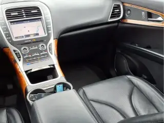 Lincoln Nautilus 2020 Reserve 4dr SUV