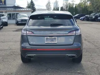 Lincoln Nautilus 2022 AWD Reserve 4dr SUV