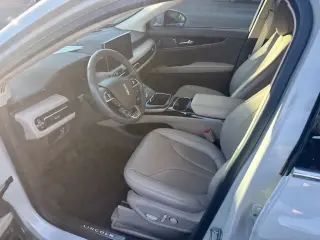 Lincoln Nautilus 2023 AWD Reserve 4dr SUV
