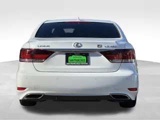 2013 Lexus LS