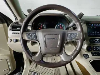 GMC Yukon 2020 4x4 Denali SUV de 4 puertas