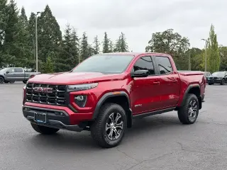 GMC Canyon 2023 4x4 AT4 4dr Crew Cab 5 ft. SB