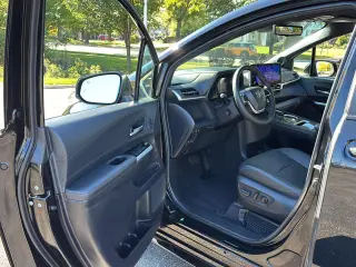2025 Toyota Sienna