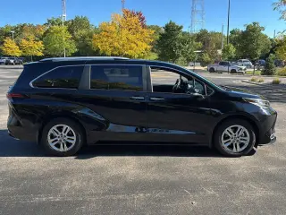 2025 Toyota Sienna