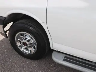 GMC Savana 2025 2500 3dr Cargo Van