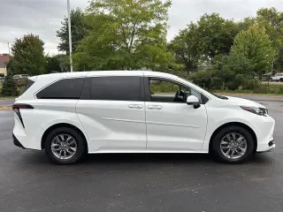 2024 Toyota Sienna