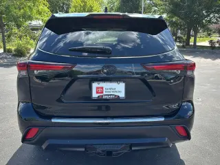2025 Toyota Highlander Hybrid