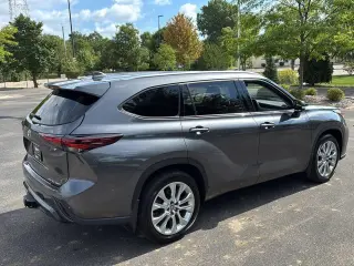 2024 Toyota Highlander