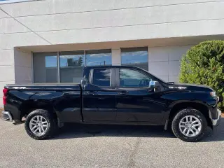 Chevrolet Silverado 1500 Limited 2022 4x4 LT 4dr Double Cab 6.6 ft. SB w/2FL