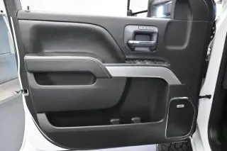 Chevrolet Silverado 2500HD 2018 4x4 LTZ 4dr Crew Cab SB