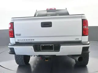 Chevrolet Silverado 2500HD 2018 4x4 LTZ 4dr Crew Cab SB