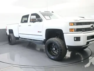 Chevrolet Silverado 2500HD 2018 4x4 LTZ 4dr Crew Cab SB