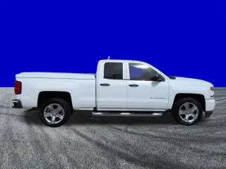 Chevrolet Silverado 1500 2017 4x2 Custom 4dr Double Cab 6.5 ft. SB