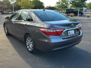 2017 Toyota Camry Hybrid