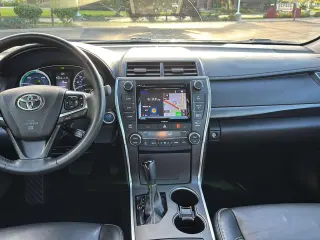 2017 Toyota Camry Hybrid