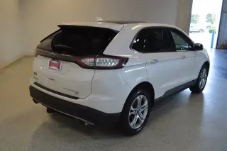 Ford Edge 2017 AWD Titanium 4dr Crossover
