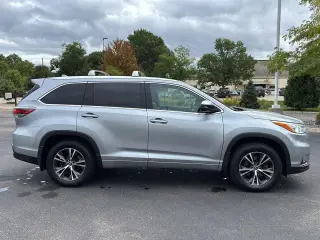 2016 Toyota Highlander