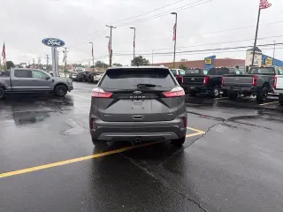 Ford Edge 2023 AWD SEL 4dr Crossover