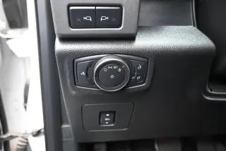 Ford F-150 2017 4x4 Raptor 4dr SuperCrew 5.5 ft. SB