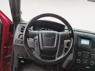 Ford F-150 2013 4x4 XLT 4dr SuperCrew Styleside 5.5 ft. SB