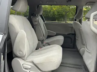 2011 Toyota Sienna