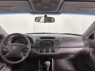 2004 Toyota Camry