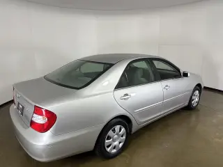 2004 Toyota Camry