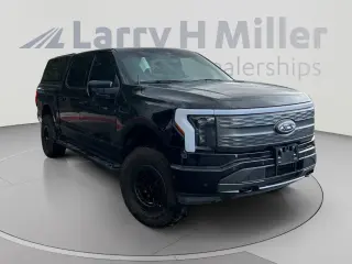 Ford F-150 Lightning 2022 4x4 Lariat 4dr SuperCrew 5.5 ft. SB