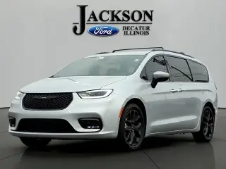 Chrysler Pacifica 2023 Touring L 4dr Mini-Van