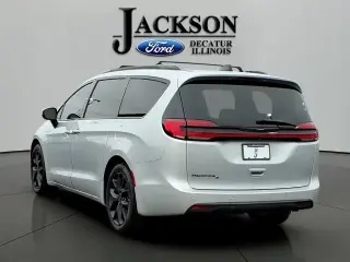 Chrysler Pacifica 2023 Touring L 4dr Mini-Van