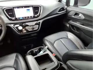 Chrysler Pacifica 2023 Touring L 4dr Mini-Van