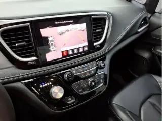 Chrysler Pacifica 2023 Touring L 4dr Mini-Van