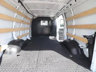 Chevrolet Express 2025 2500 3dr Van de Carga