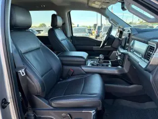 Ford F-150 2022 4x4 Lariat 4dr SuperCrew 6.5 ft. SB