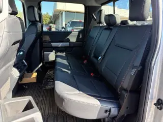 Ford F-150 2022 4x4 Lariat 4dr SuperCrew 6.5 ft. SB