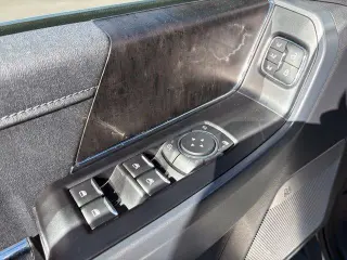 Ford F-150 2022 4x4 Lariat 4dr SuperCrew 6.5 ft. SB