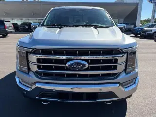 Ford F-150 2022 4x4 Lariat 4dr SuperCrew 6.5 ft. SB