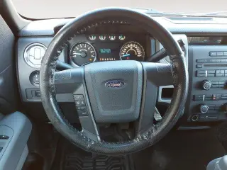 Ford F-150 2011 4x4 XLT 4dr SuperCrew Styleside 6.5 ft. SB