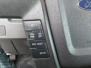 Ford F-150 2011 4x4 XLT 4dr SuperCrew Styleside 6.5 ft. SB