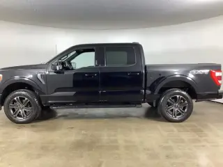 Ford F-150 2022 4x4 Lariat 4dr SuperCrew con puertas abiertas 6.5 ft.