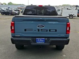 Ford F-150 2023 4x4 XLT 4dr SuperCrew con plataforma 5.5 ft. SB