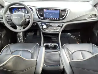 Chrysler Pacifica 2025 Limited 4dr Minivan