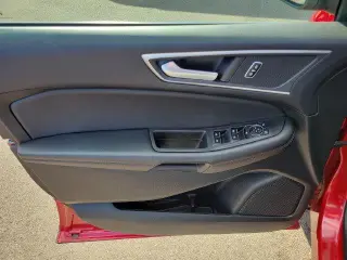 Ford Edge 2024 con tracción en las ruedas AWD, versión SEL, 4 puertas SUV