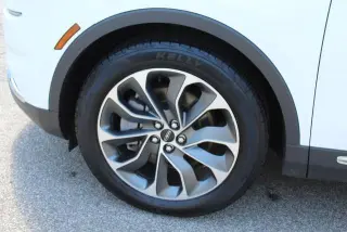 Lincoln Nautilus 2023 AWD Reserve 4dr SUV