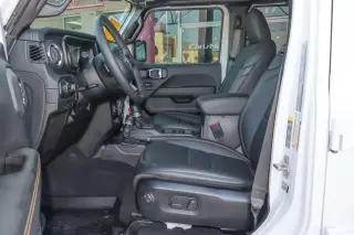 2025 Jeep Gladiator