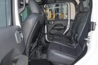 2025 Jeep Gladiator