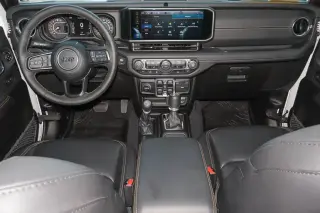 2025 Jeep Gladiator